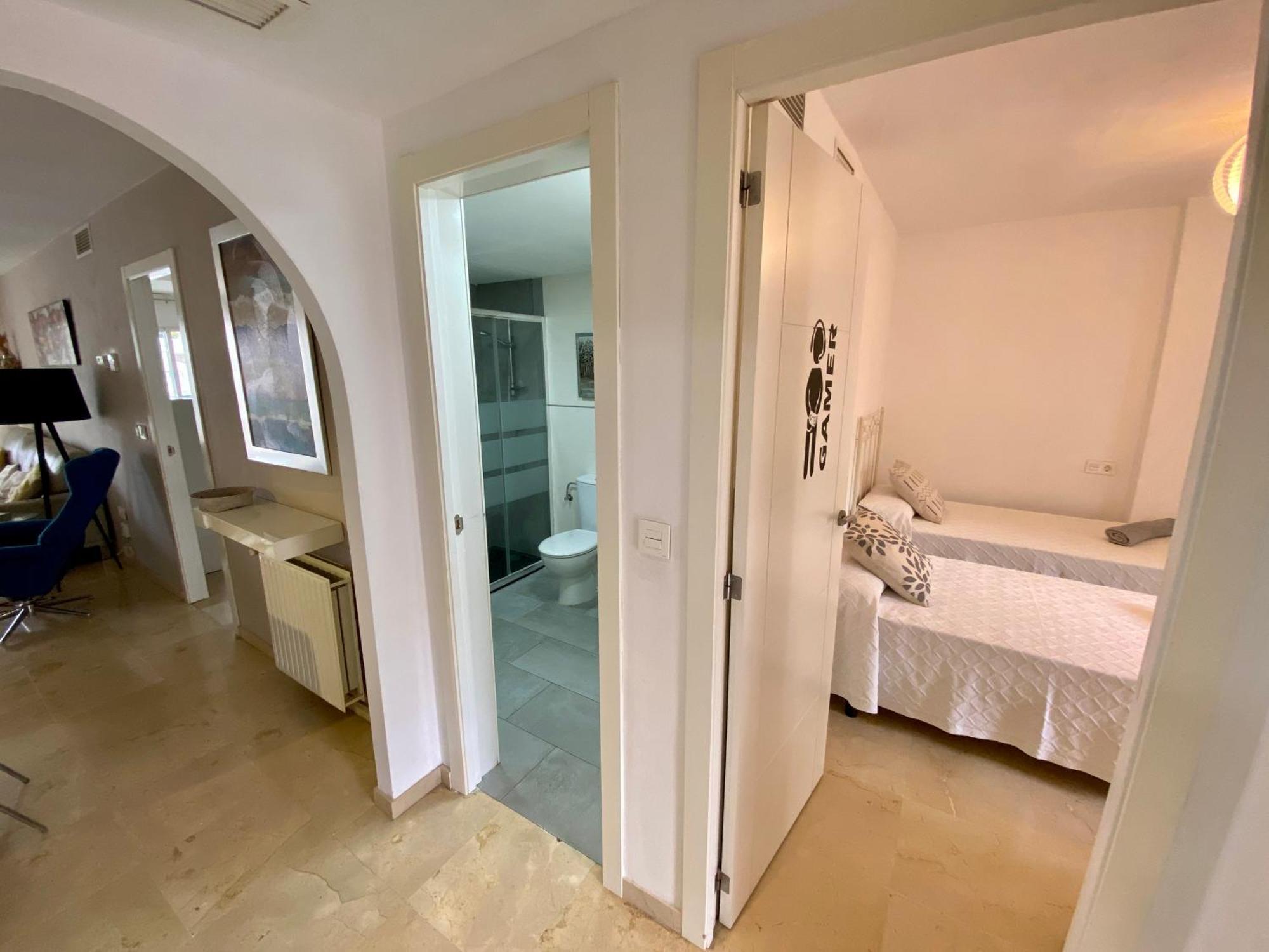Apartamento Con Vistas Y Terraza En Guadalmina Mad Marbella Exterior foto