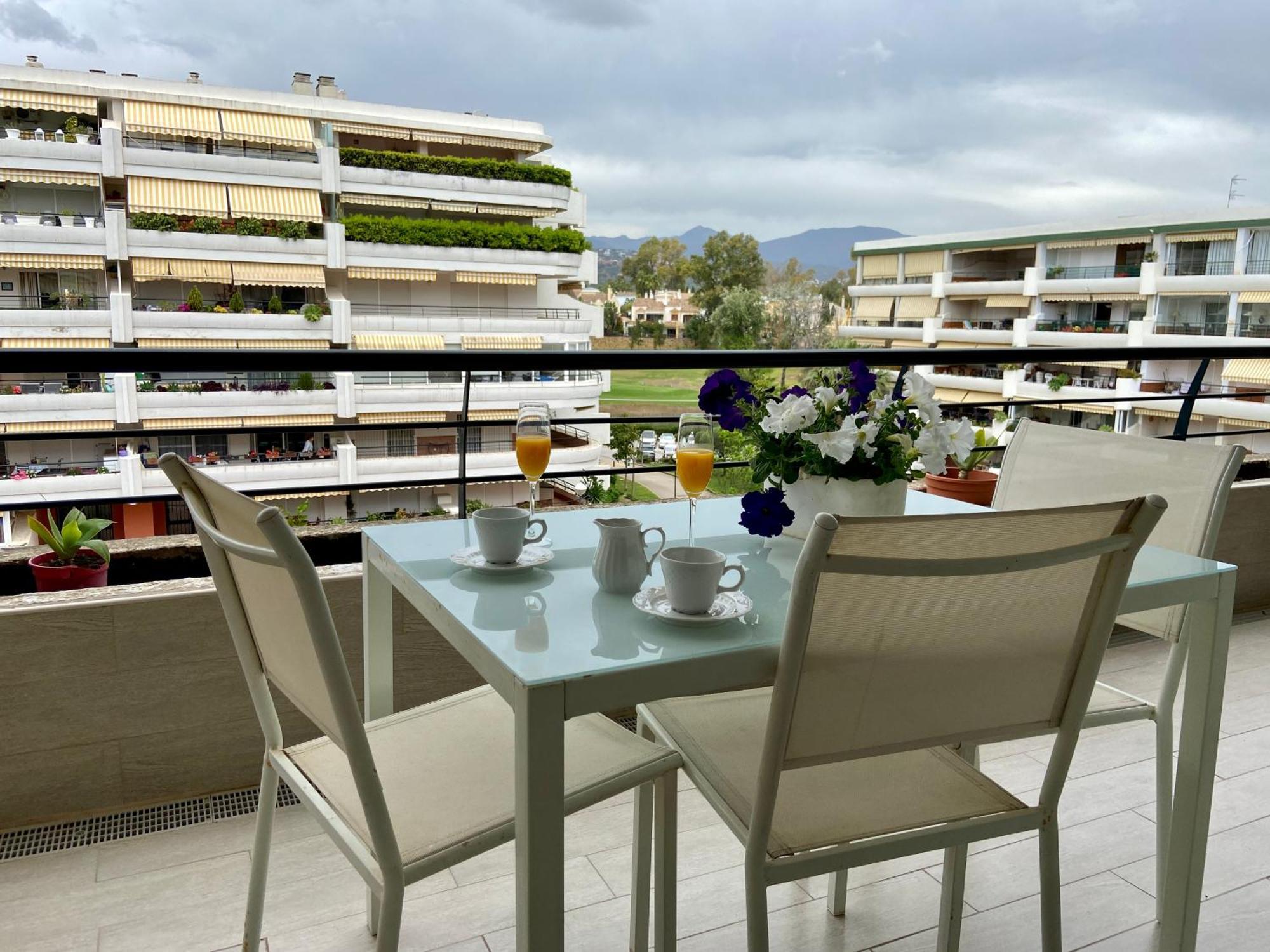 Apartamento Con Vistas Y Terraza En Guadalmina Mad Marbella Exterior foto