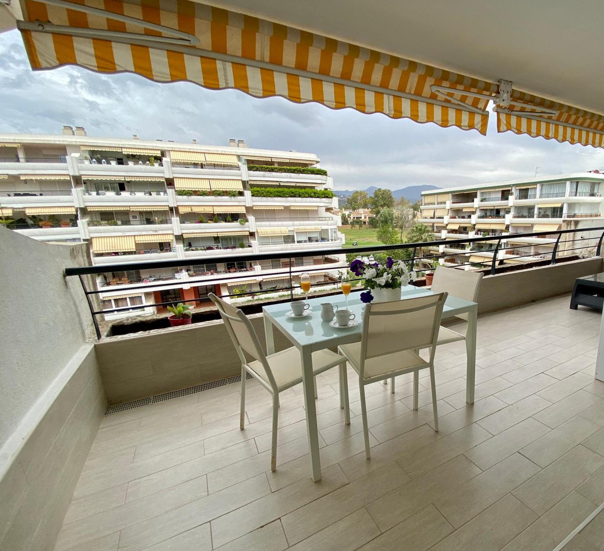 Apartamento Con Vistas Y Terraza En Guadalmina Mad Marbella Exterior foto